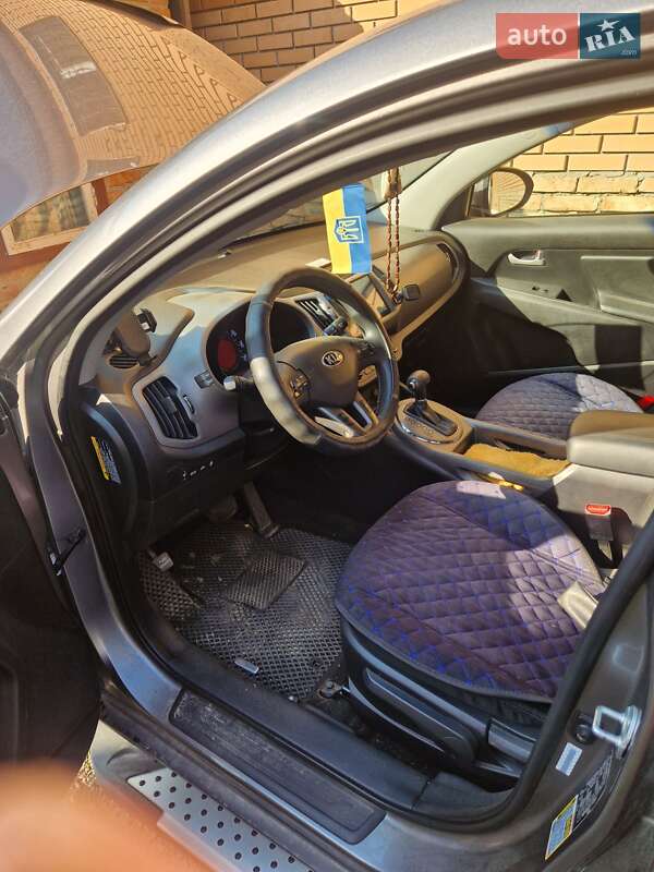 Внедорожник / Кроссовер Kia Sportage 2014 в Киеве