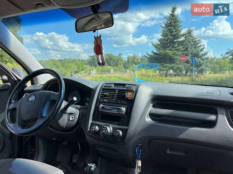 Внедорожник / Кроссовер Kia Sportage 2006 в Чернигове