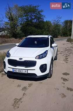 Внедорожник / Кроссовер Kia Sportage 2016 в Днепре