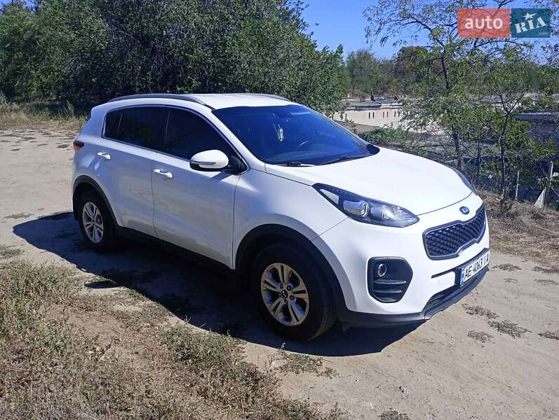 Внедорожник / Кроссовер Kia Sportage 2016 в Днепре