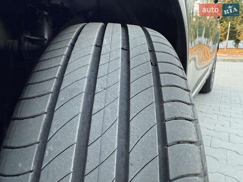 Внедорожник / Кроссовер Kia Sportage 2022 в Киеве