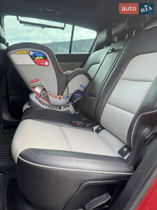 Позашляховик / Кросовер Kia Sportage 2017 в Києві