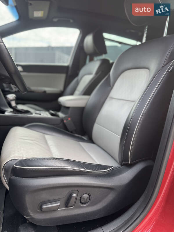 Позашляховик / Кросовер Kia Sportage 2017 в Києві