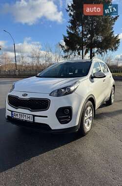 Внедорожник / Кроссовер Kia Sportage 2016 в Звягеле