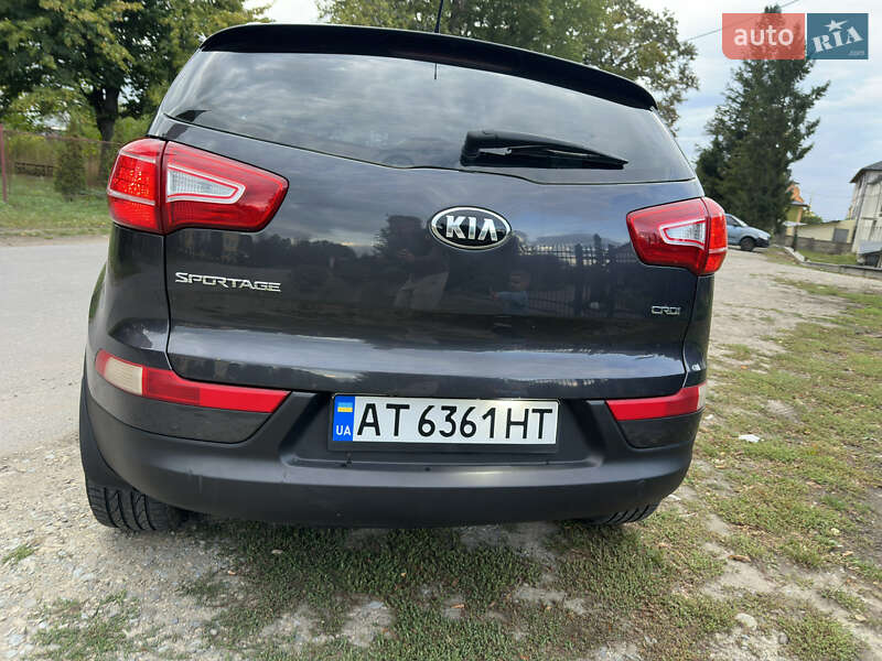 Внедорожник / Кроссовер Kia Sportage 2012 в Ивано-Франковске