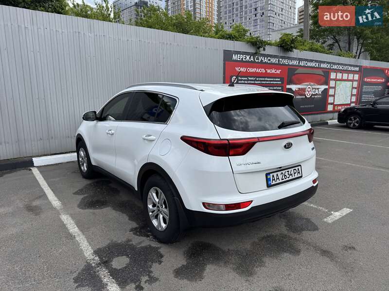 Позашляховик / Кросовер Kia Sportage 2017 в Києві