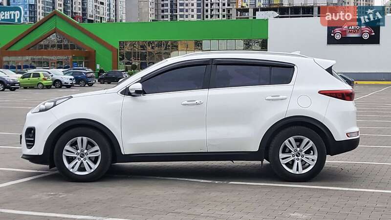 Позашляховик / Кросовер Kia Sportage 2016 в Одесі