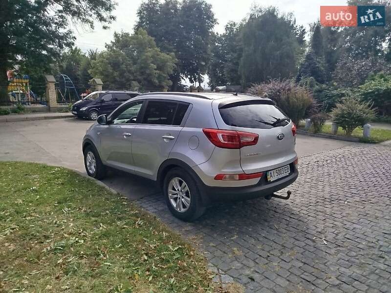 Внедорожник / Кроссовер Kia Sportage 2012 в Фастове