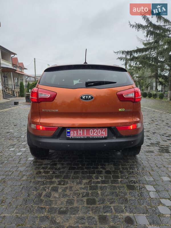 Позашляховик / Кросовер Kia Sportage 2012 в Золочеві