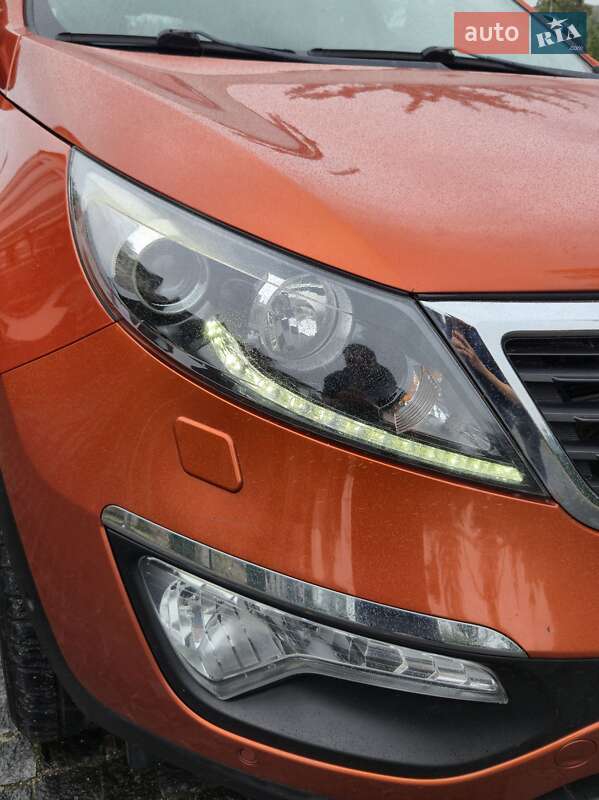 Позашляховик / Кросовер Kia Sportage 2012 в Золочеві