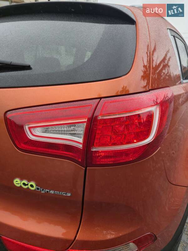 Позашляховик / Кросовер Kia Sportage 2012 в Золочеві