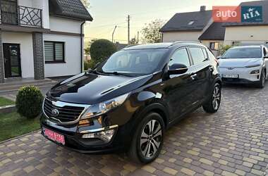 Позашляховик / Кросовер Kia Sportage 2012 в Рівному