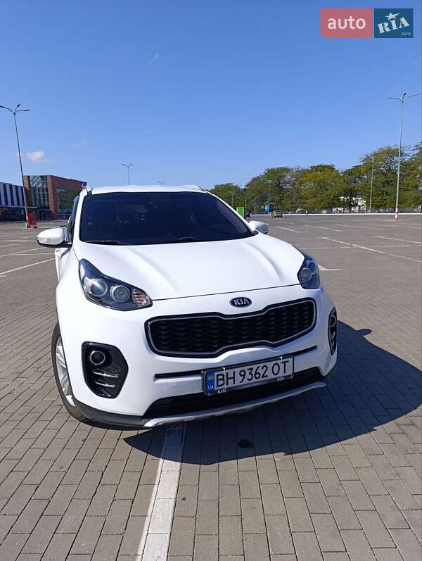 Позашляховик / Кросовер Kia Sportage 2016 в Одесі