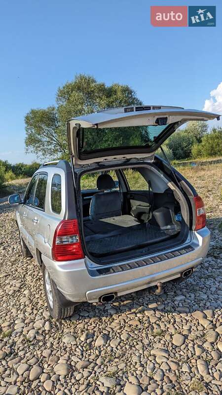 Внедорожник / Кроссовер Kia Sportage 2007 в Калуше