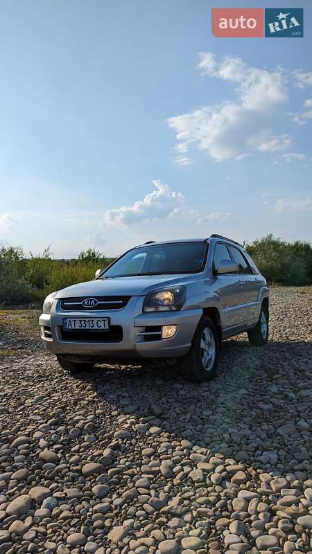 Внедорожник / Кроссовер Kia Sportage 2007 в Калуше