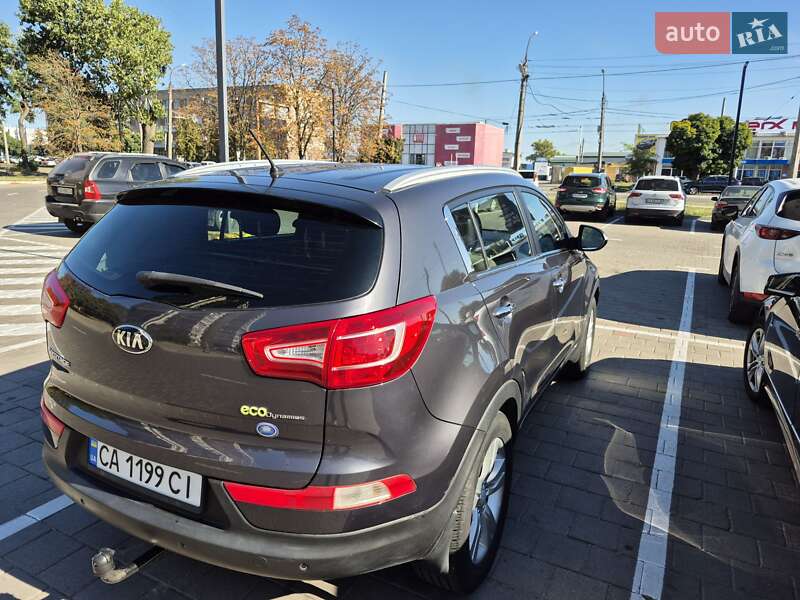 Позашляховик / Кросовер Kia Sportage 2011 в Черкасах
