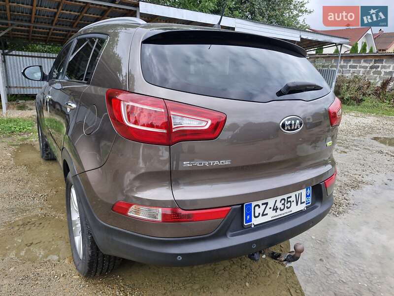 Внедорожник / Кроссовер Kia Sportage 2011 в Калуше