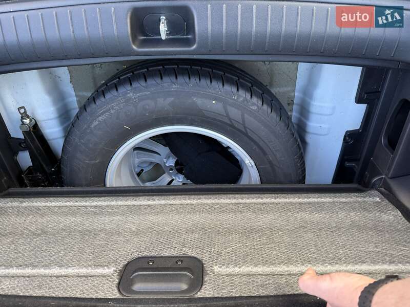 Позашляховик / Кросовер Kia Sportage 2017 в Сумах фото 41 Позашляховик / Кросовер Kia Sportage 2017 в Сумах