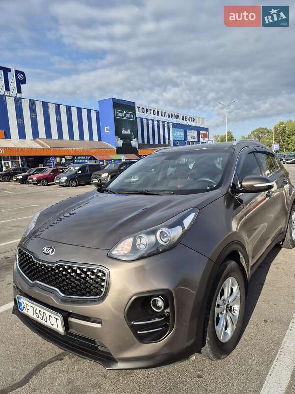 Внедорожник / Кроссовер Kia Sportage 2016 в Львове