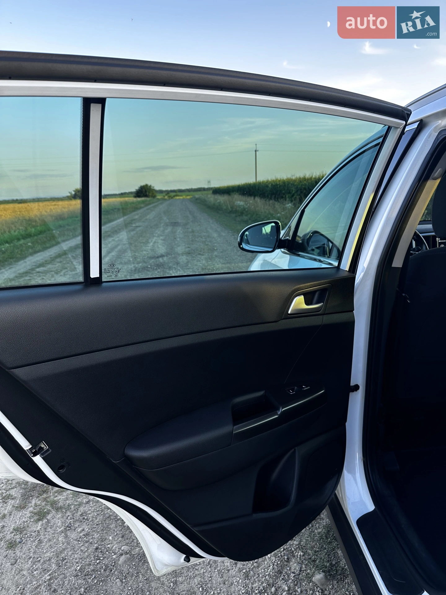 Kia Sportage 2018 VIN U5YPG812GKL635088 фото оголошення 16 з 22