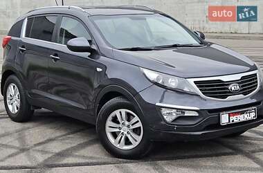 Внедорожник / Кроссовер Kia Sportage 2013 в Киеве