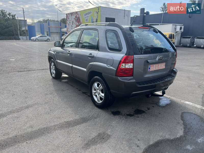 Позашляховик / Кросовер Kia Sportage 2006 в Лубнах