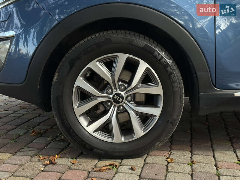 Внедорожник / Кроссовер Kia Sportage 2014 в Тячеве