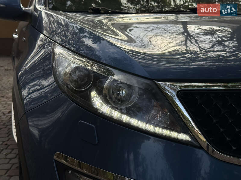 Внедорожник / Кроссовер Kia Sportage 2014 в Тячеве