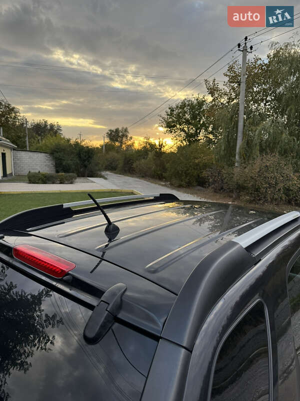 Внедорожник / Кроссовер Kia Sportage 2008 в Днепре фото 21 Внедорожник / Кроссовер Kia Sportage 2008 в Днепре