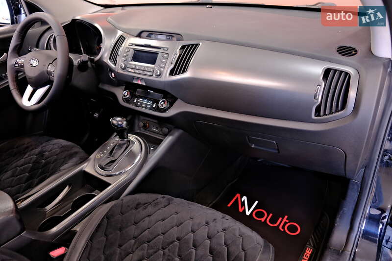 Позашляховик / Кросовер Kia Sportage 2012 в Одесі