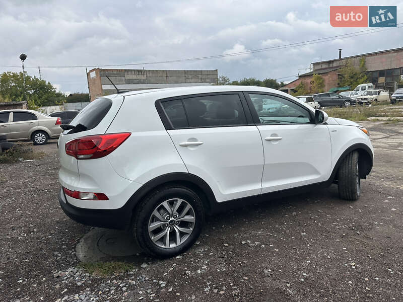 Внедорожник / Кроссовер Kia Sportage 2015 в Нежине