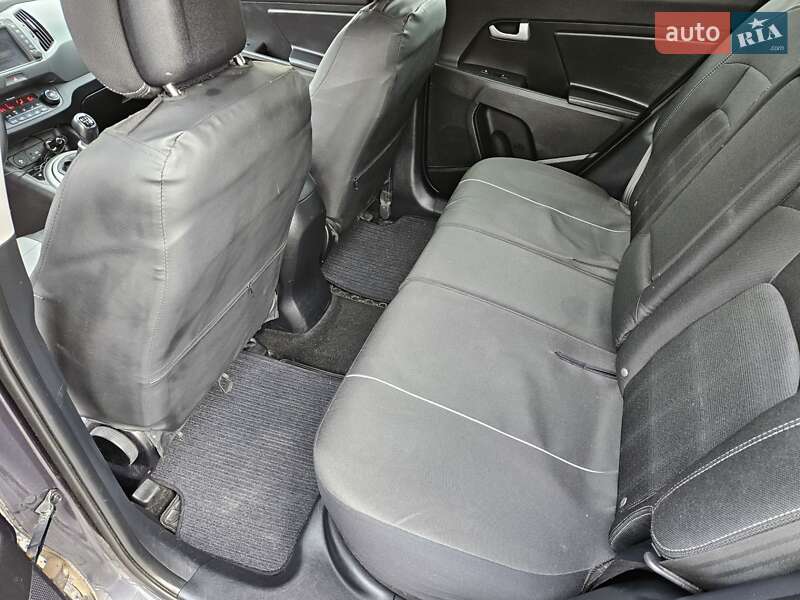 Позашляховик / Кросовер Kia Sportage 2015 в Шостці фото 13 Позашляховик / Кросовер Kia Sportage 2015 в Шостці