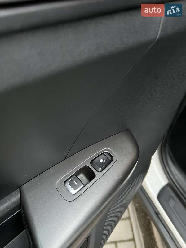 Позашляховик / Кросовер Kia Sportage 2016 в Луцьку фото 11 Позашляховик / Кросовер Kia Sportage 2016 в Луцьку