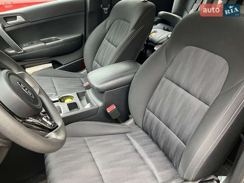 Внедорожник / Кроссовер Kia Sportage 2020 в Ивано-Франковске