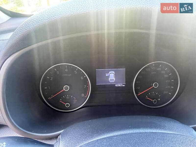 Позашляховик / Кросовер Kia Sportage 2020 в Києві фото 8 Позашляховик / Кросовер Kia Sportage 2020 в Києві