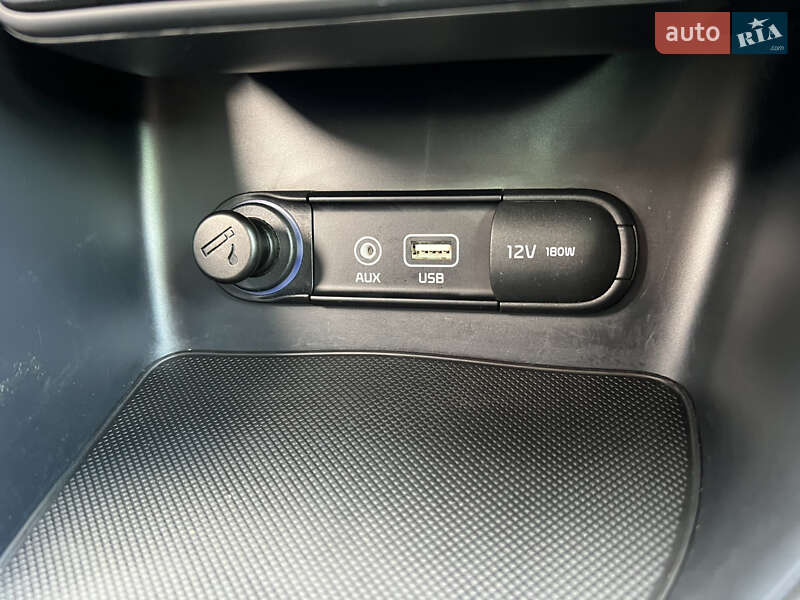 Позашляховик / Кросовер Kia Sportage 2016 в Миколаєві