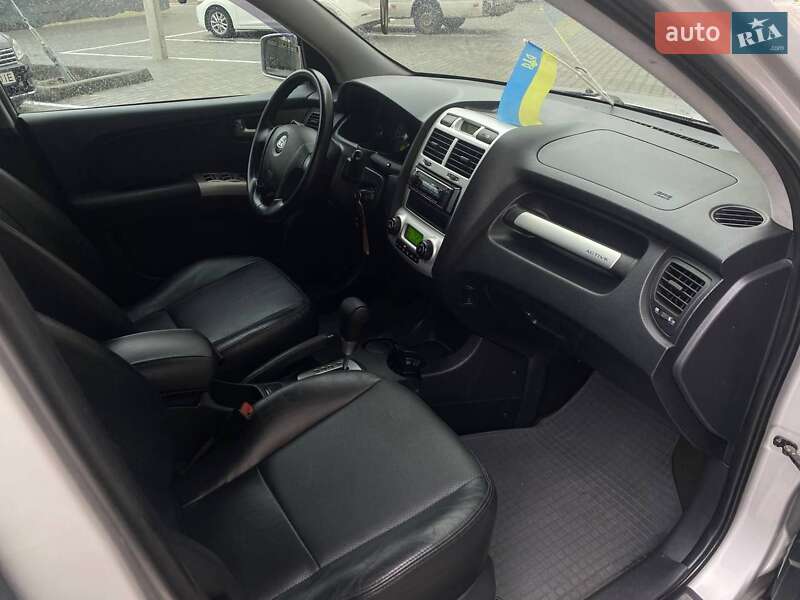 Позашляховик / Кросовер Kia Sportage 2007 в Вінниці
