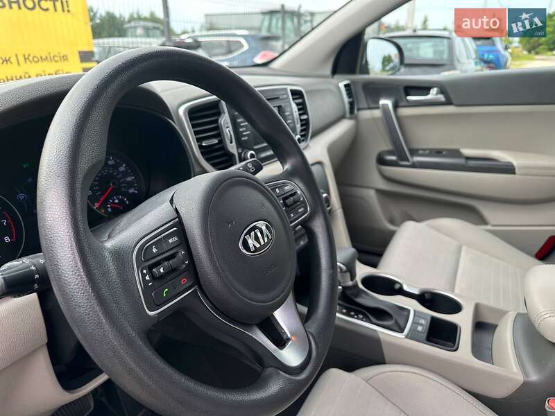 Внедорожник / Кроссовер Kia Sportage 2017 в Львове
