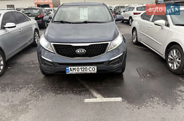 Позашляховик / Кросовер Kia Sportage 2016 в Коростишеві