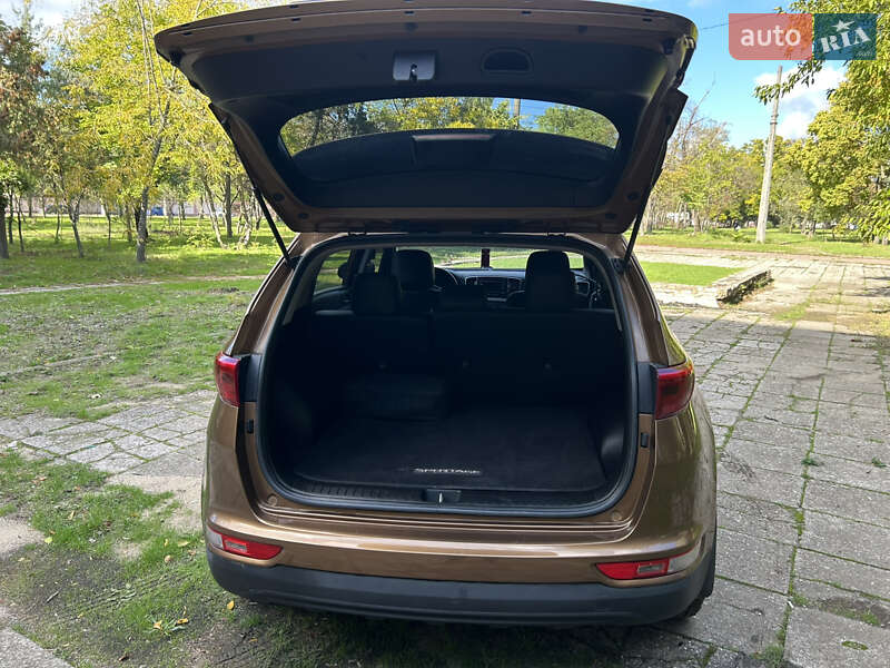 Позашляховик / Кросовер Kia Sportage 2016 в Одесі фото 8 Позашляховик / Кросовер Kia Sportage 2016 в Одесі