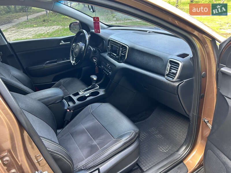 Позашляховик / Кросовер Kia Sportage 2016 в Одесі фото 19 Позашляховик / Кросовер Kia Sportage 2016 в Одесі