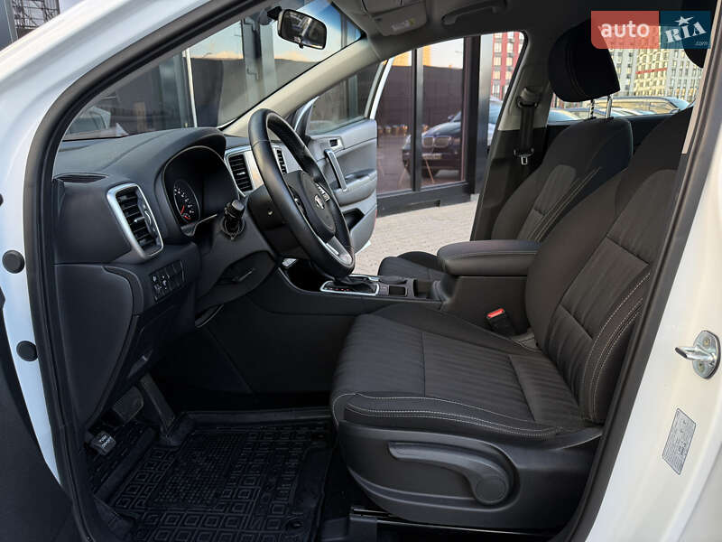 Внедорожник / Кроссовер Kia Sportage 2021 в Киеве