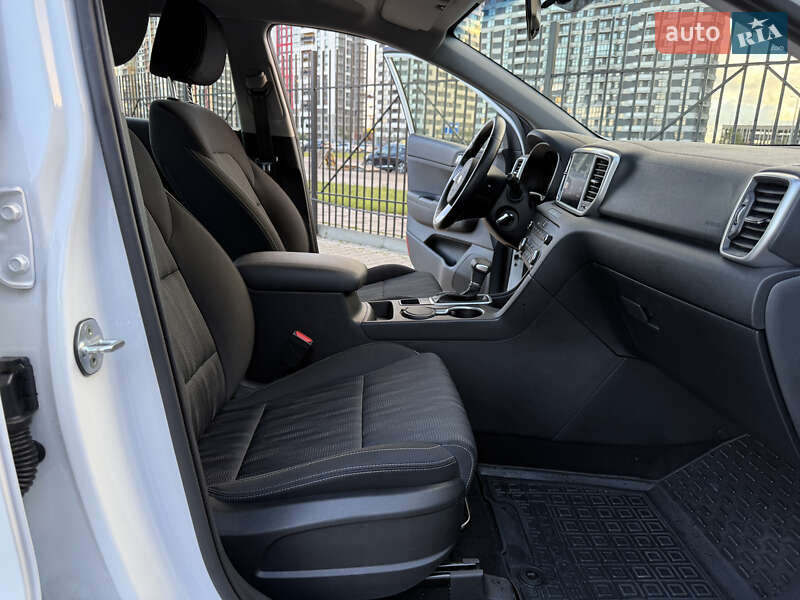 Внедорожник / Кроссовер Kia Sportage 2021 в Киеве