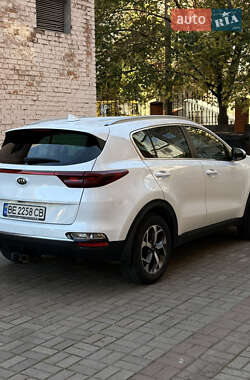 Позашляховик / Кросовер Kia Sportage 2018 в 
