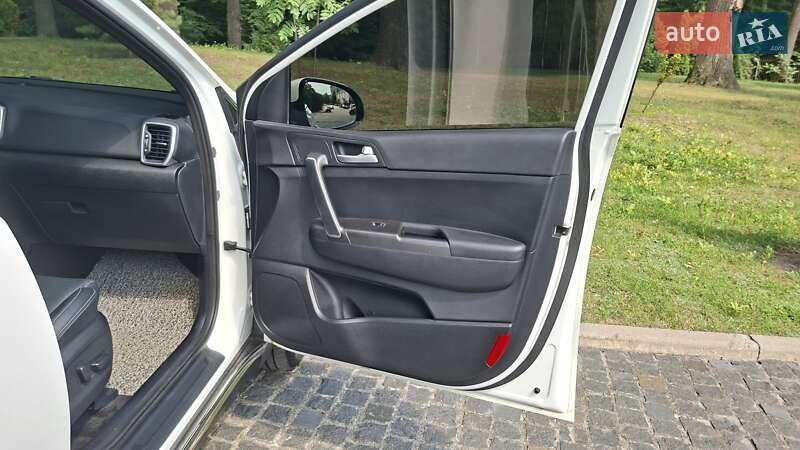 Внедорожник / Кроссовер Kia Sportage 2020 в Киеве