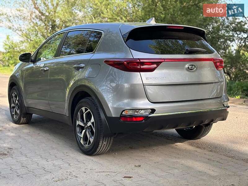Позашляховик / Кросовер Kia Sportage 2021 в Києві фото 6 Позашляховик / Кросовер Kia Sportage 2021 в Києві