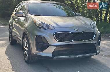 Позашляховик / Кросовер Kia Sportage 2021 в 