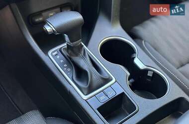 Позашляховик / Кросовер Kia Sportage 2021 в 