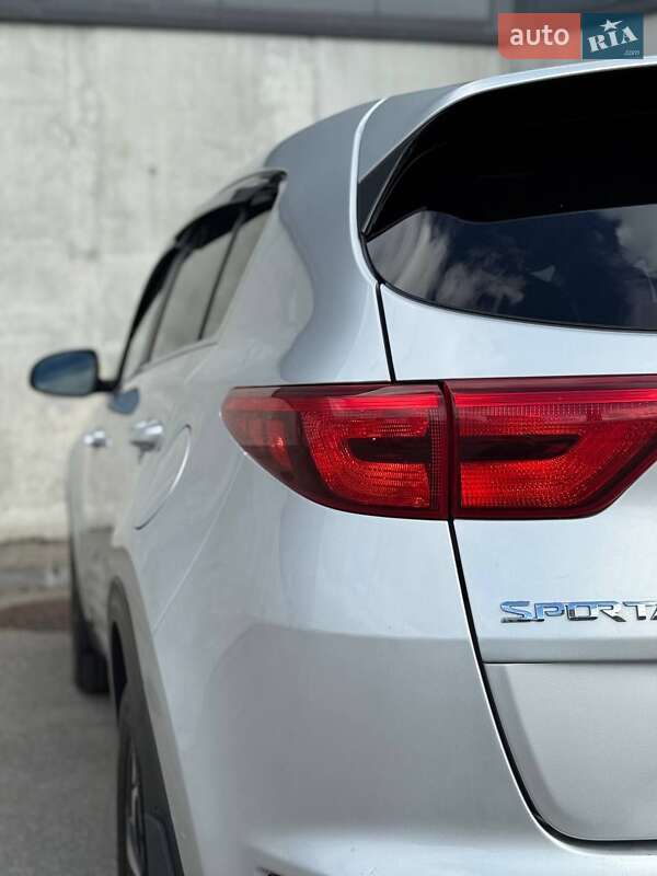 Внедорожник / Кроссовер Kia Sportage 2018 в Киеве