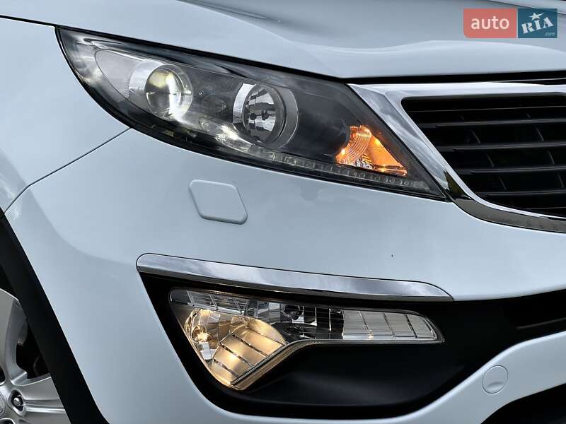 Позашляховик / Кросовер Kia Sportage 2012 в Ковелі